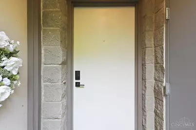 2138 Ohio Avenue, Cincinnati, OH 45219 - Photo 50