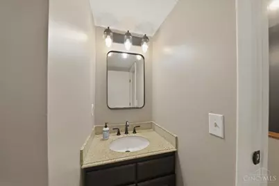 2138 Ohio Avenue, Cincinnati, OH 45219 - Photo 44