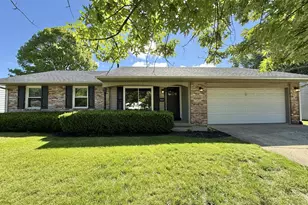 502 Cranewood Dr, Trenton, OH 45067 - Photo 2
