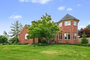 5912 Bridgeview Ct, Cincinnati, OH 45248 - Photo 2