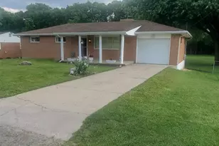 467 E Lomar Ave, Carlisle, OH 45005 - Photo 2