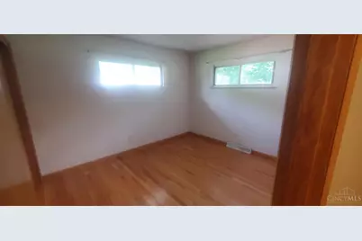 467 E Lomar Avenue, Carlisle, OH 45005 - Photo 16