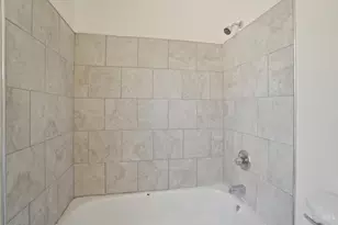4569 N Edgewood Ave, Cincinnati, OH 45232 - Photo 14