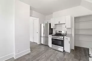 4569 N Edgewood Ave, Cincinnati, OH 45232 - Photo 8