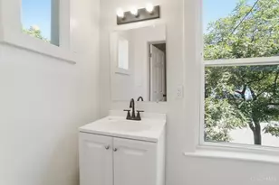 4569 N Edgewood Ave, Cincinnati, OH 45232 - Photo 14