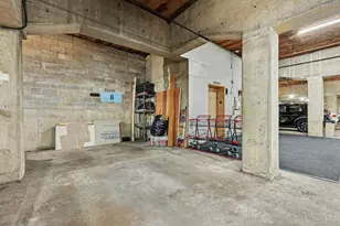 880 Rue De La Paix, Cincinnati, OH 45220 - Photo 28