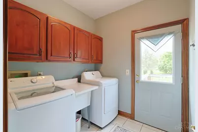 638 Primrose Lane, Tipp City, OH 45371 - Photo 18