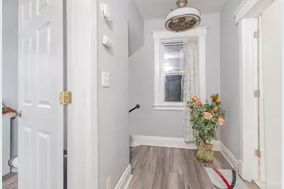 2473 Wahl Terrace, Cincinnati, OH 45211 - Photo 16