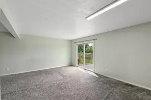 4974 Columbia Cir, West Chester, OH 45011 - Photo 4