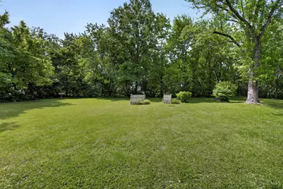 1065 McKelvey Road, Springfield Township, OH 45231 - Photo 34