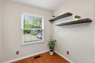 1069 Crisfield Dr, Union Township, OH 45245 - Photo 8
