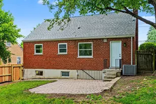 8465 Mockingbird Ln, Springfield Township, OH 45231 - Photo 24