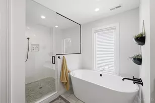 1228 Grace Ave, Cincinnati, OH 45208 - Photo 32