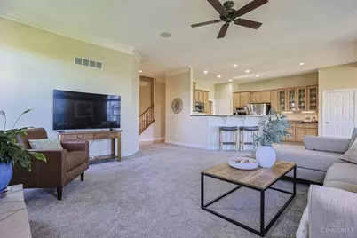 8629 Red Hawk Court, Cincinnati, OH 45251 - Photo 6