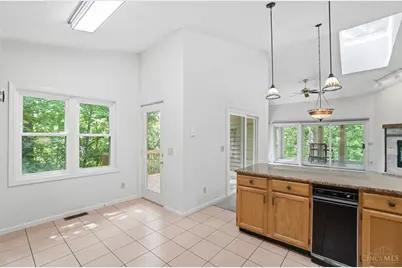 11768 Gable Glen Lane, Cincinnati, OH 45249 - Photo 14