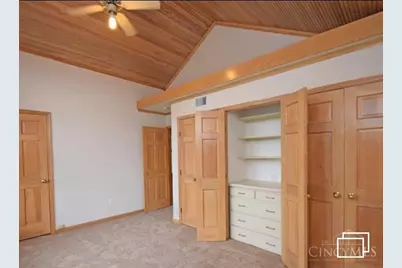 705 Riddle Road, Cincinnati, OH 45220 - Photo 10