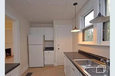 705 Riddle Road, Cincinnati, OH 45220 - Photo 8