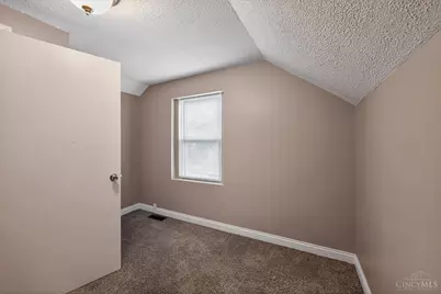6586 Parrish Avenue, Cincinnati, OH 45237 - Photo 20