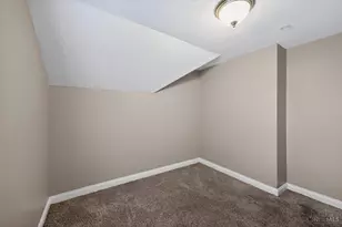 6586 Parrish Ave, Cincinnati, OH 45237 - Photo 14