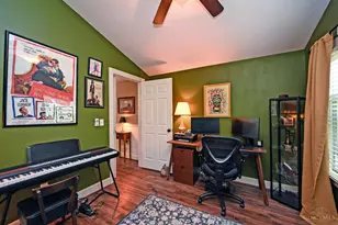 7010 Wooster, Cincinnati, OH 45227 - Photo 16