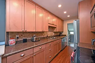 7010 Wooster, Cincinnati, OH 45227 - Photo 6