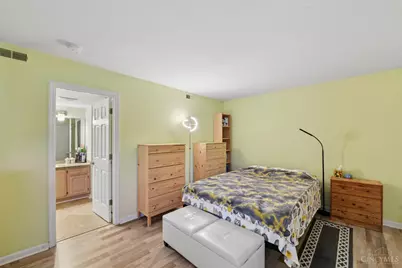 1123 Wittshire Lane #131, Cincinnati, OH 45255 - Photo 8