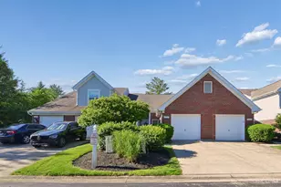 1123 Wittshire Ln, Cincinnati, OH 45255 - Photo 2