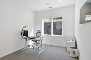 404 Baum St, Cincinnati, OH 45202 - Photo 24