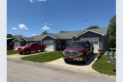 112 Taylor Court, Hillsboro, OH 45133 - Photo 2