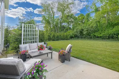 321 Shepherds Way, Union Township, OH 45152 - Photo 32