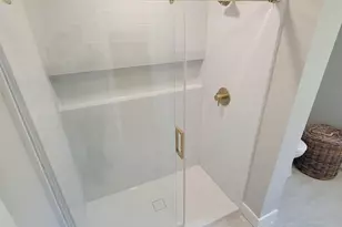 103 W Sharon Rd, Glendale, OH 45246 - Photo 14