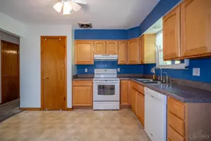 860 Lea Castle Pl, Miamisburg, OH 45342 - Photo 16