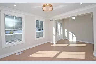 1080 Tuscany Place, Cincinnati, OH 45226 - Photo 6