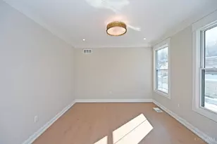 1080 Tuscany Pl, Cincinnati, OH 45226 - Photo 4