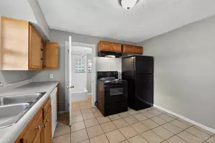 2484 Montana Ave, Cincinnati, OH 45211 - Photo 8