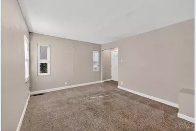 2484 Montana Avenue, Cincinnati, OH 45211 - Photo 6