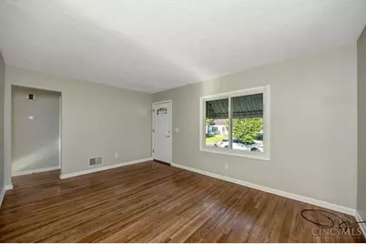 70 Linda Lane, Hamilton, OH 45011 - Photo 2