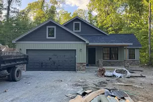 3060 Totem Pole Dr, Jackson Township, OH 45171 - Photo 2