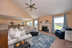 6797 Sugarberry Knl, Liberty Township, OH 45011 - Photo 8