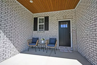 976 Crestpoint Court, Union Township, OH 45245 - Photo 4