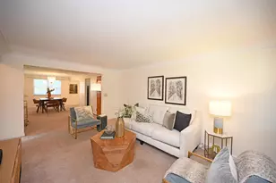 3810 S Broadlawn Cir, Silverton, OH 45236 - Photo 6