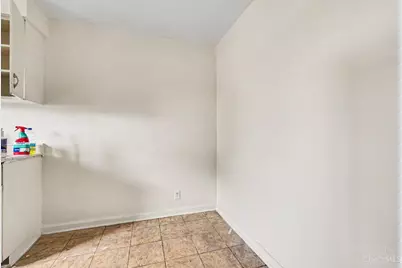 2370 Losantiville Avenue, Cincinnati, OH 45237 - Photo 26