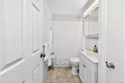 7987 West Chester Road, West Chester, OH 45069 - Photo 18