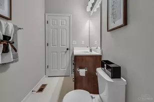 12013 Westland Ct, Cincinnati, OH 45251 - Photo 8