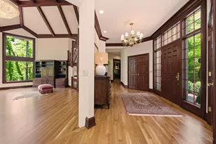 8690 Hopewell Rd, Indian Hill, OH 45242 - Photo 6