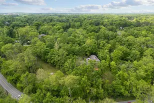 8690 Hopewell Rd, Indian Hill, OH 45242 - Photo 48
