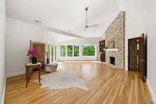8690 Hopewell Rd, Indian Hill, OH 45242 - Photo 16