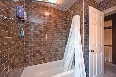 12046 Timberlake Drive, Cincinnati, OH 45249 - Photo 48