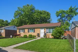 625 N Miami Ave, Cleves, OH 45002 - Photo 2