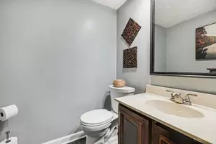 1326 Pennsbury Dr, Green Township, OH 45238 - Photo 22
